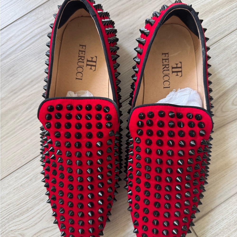 FERUCCI RED VELVET BLACK SPIKES SLIPPERS  LOAFER SIZE 6 PROM WEDDING SHOES